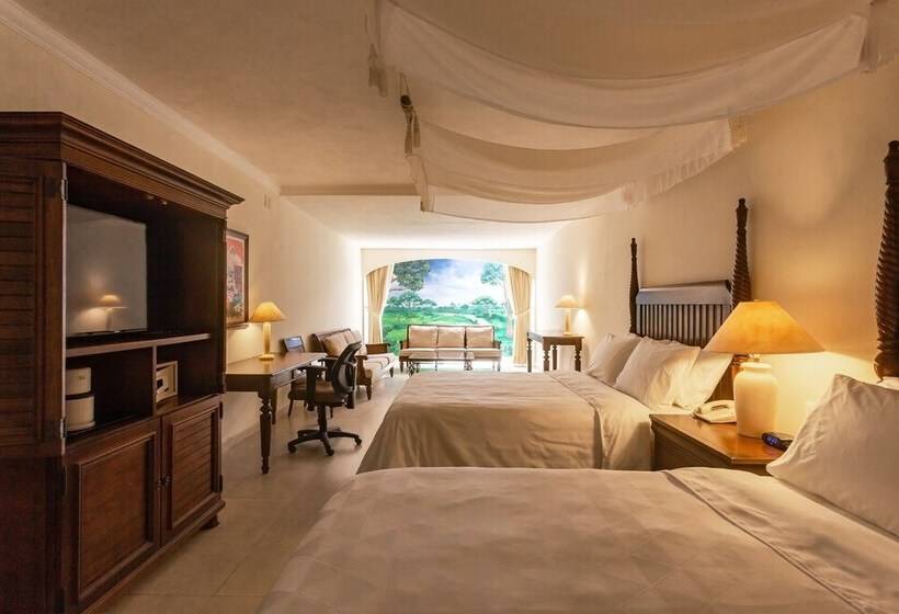 سوییت, Holiday Inn Merida, An Ihg