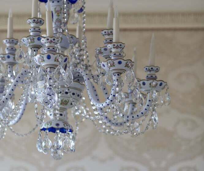 سوییت پرستیژ, Hôtel Métropole Monte Carlo