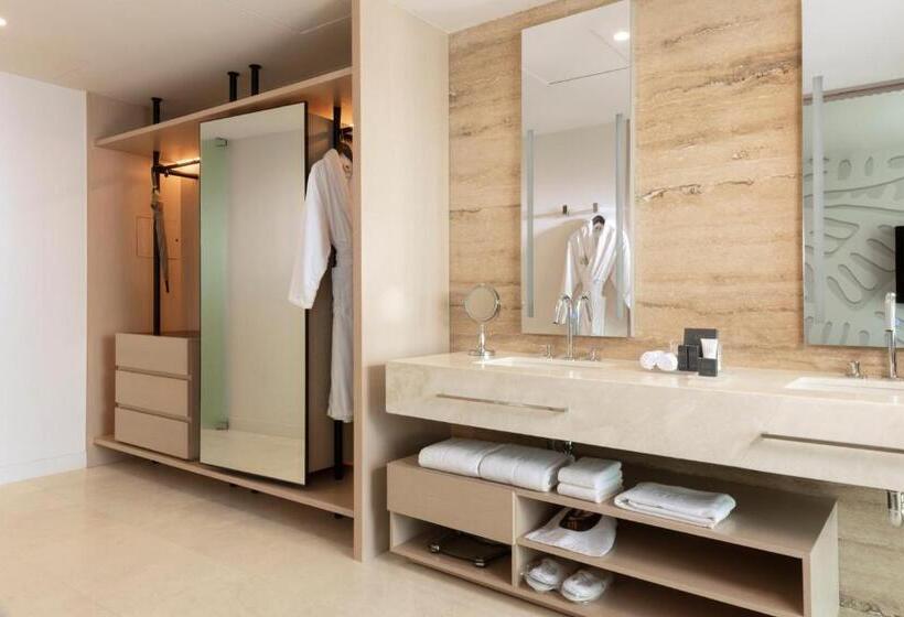 اتاق دلوکس با تخت کینگ و چشم‌انداز, Sls Cancun