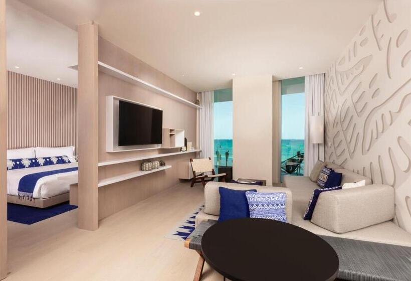 Deluxe Suite Sea View, Sls Cancun