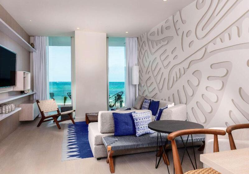 Deluxe Suite Sea View, Sls Cancun