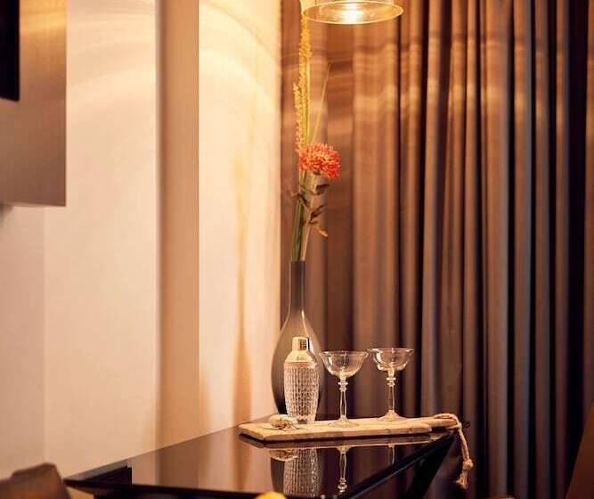 اتاق لوکس با چشم‌انداز باغ, Park Plaza Vondelpark Amsterdam