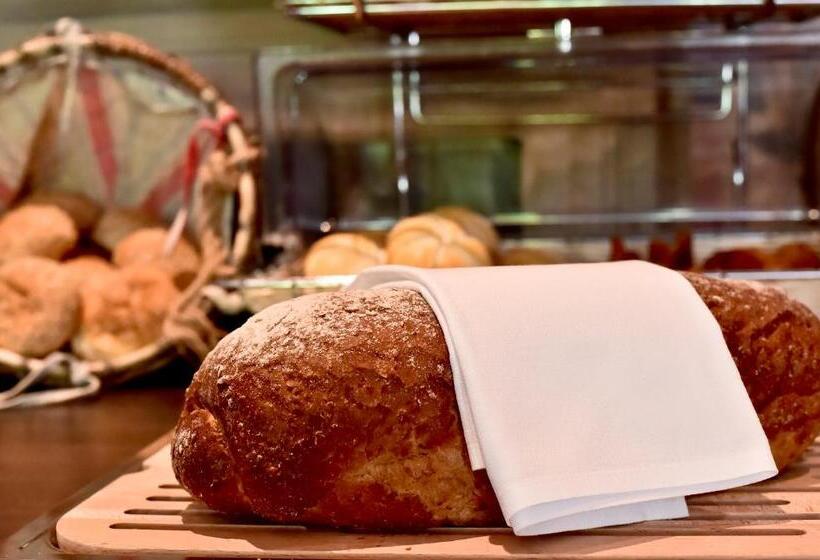 Семейный Номер, Landgoed Hotel & Restaurant Carelshaven
