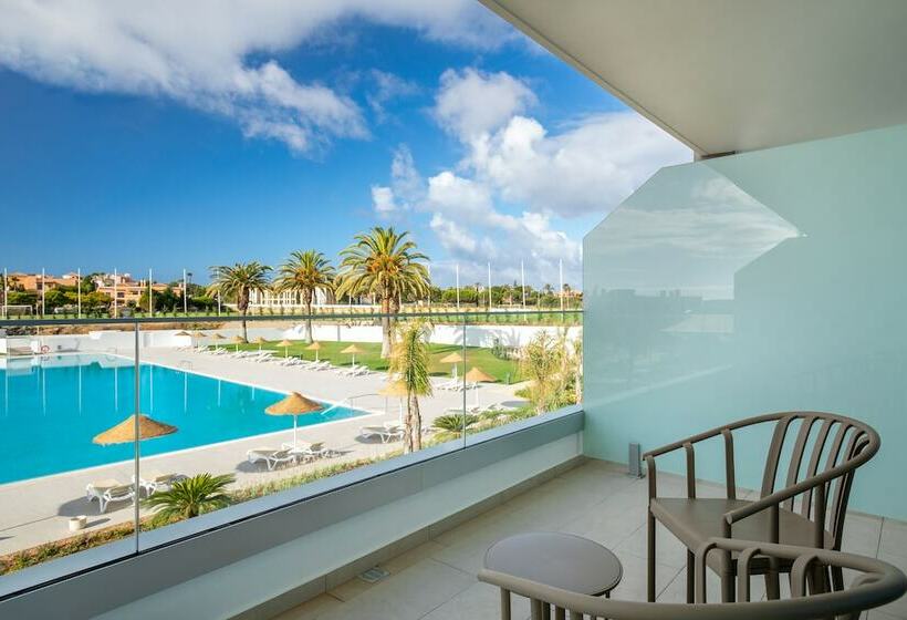 اتاق استاندارد با چشم‌انداز استخر, Ancora Park Sunplace Hotels & Resorts