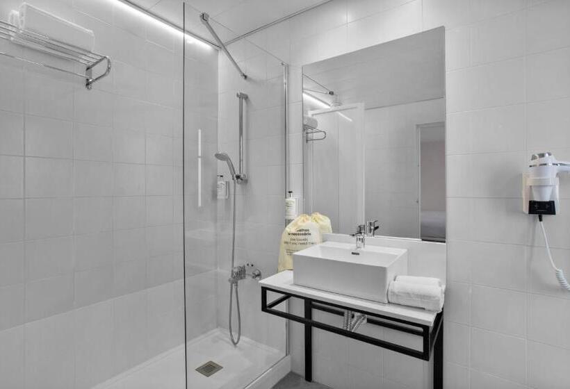 Номер Стандарт Трехместный, B&B Hotel Figueira Da Foz