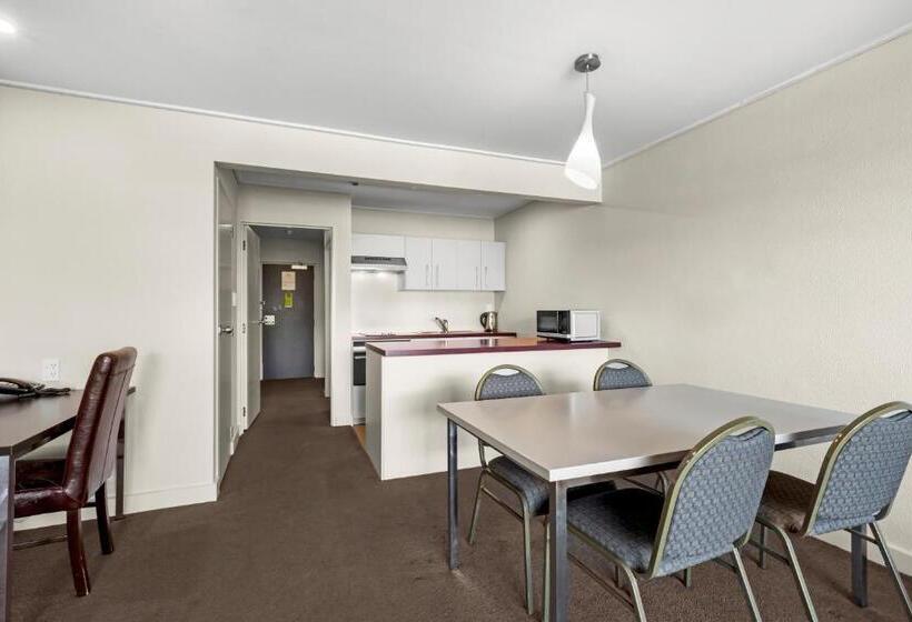 Апартаменты 2 Спальни, Copthorne Hotel & Apartments Queenstown Lakeview