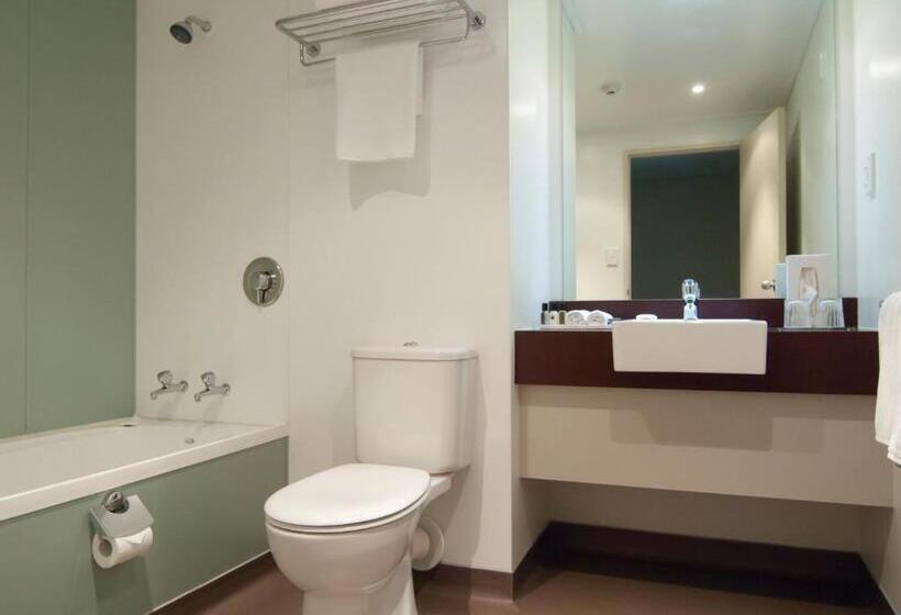 Номер Superior, Copthorne Hotel & Apartments Queenstown Lakeview