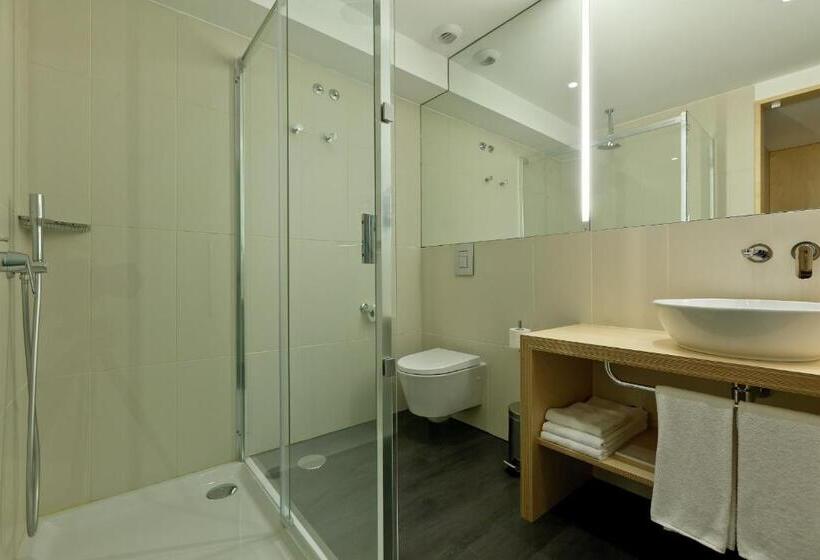 سوییت سوپریور, Mercure Braga Centro