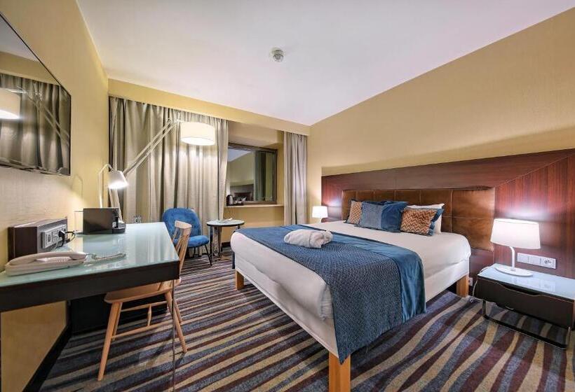 اتاق استاندارد با چشم‌انداز شهر, Mercure Gdańsk Stare Miasto