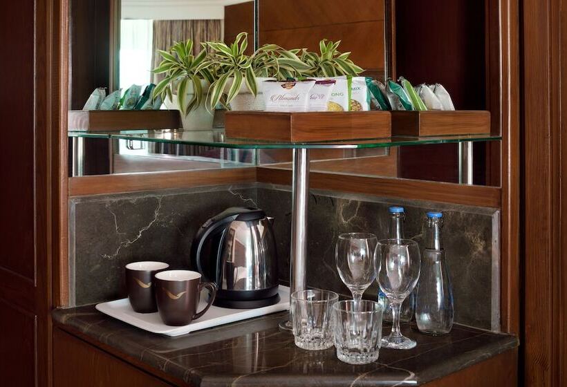 اتاق اجرایی, Mövenpick Hotel Karachi