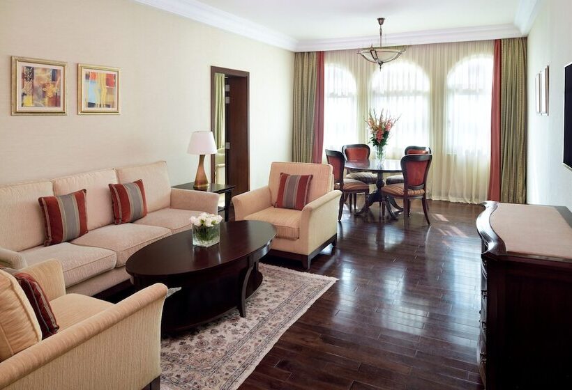سوییت, Mövenpick Hotel Karachi