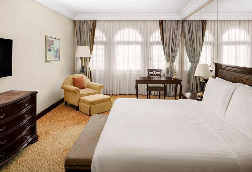 سوییت, Mövenpick Hotel Karachi