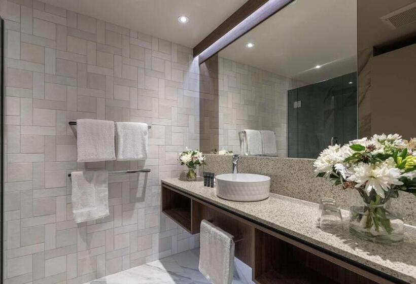 Семейный Номер, Rydges Latimer Christchurch