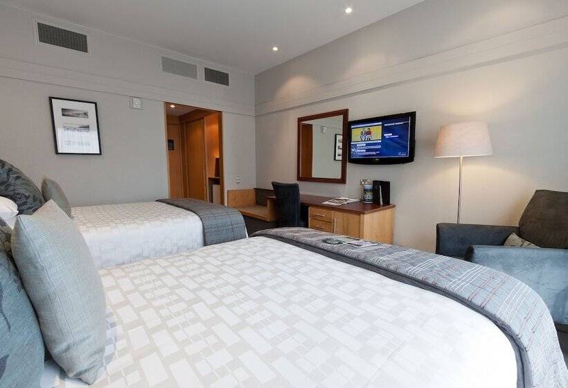 اتاق استاندارد با تراس, James Cook Hotel Grand Chancellor