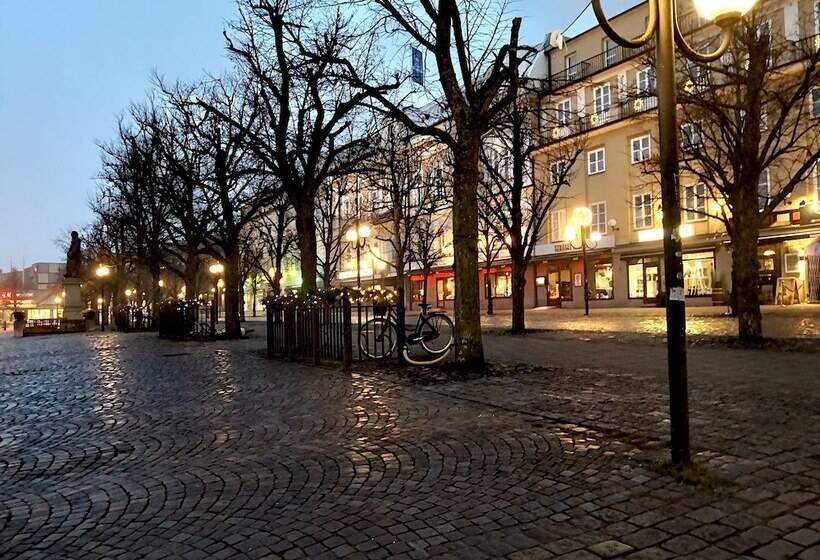 Люкс, Best Western Motala Stadshotell