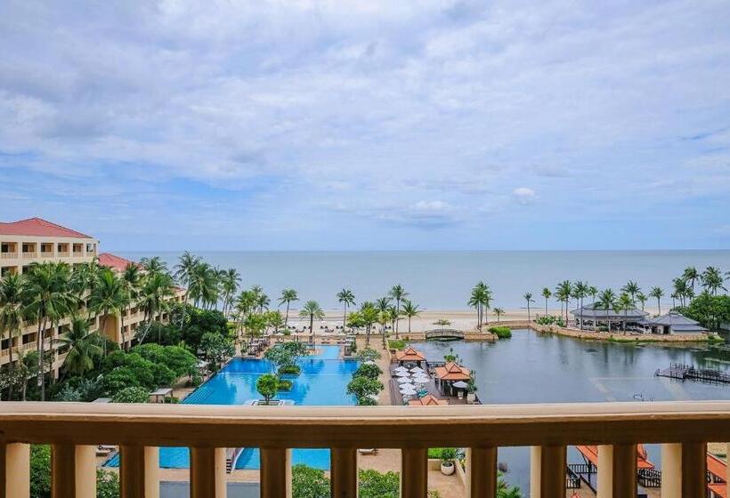 سوئیت کلاب, Dusit Thani Hua Hin