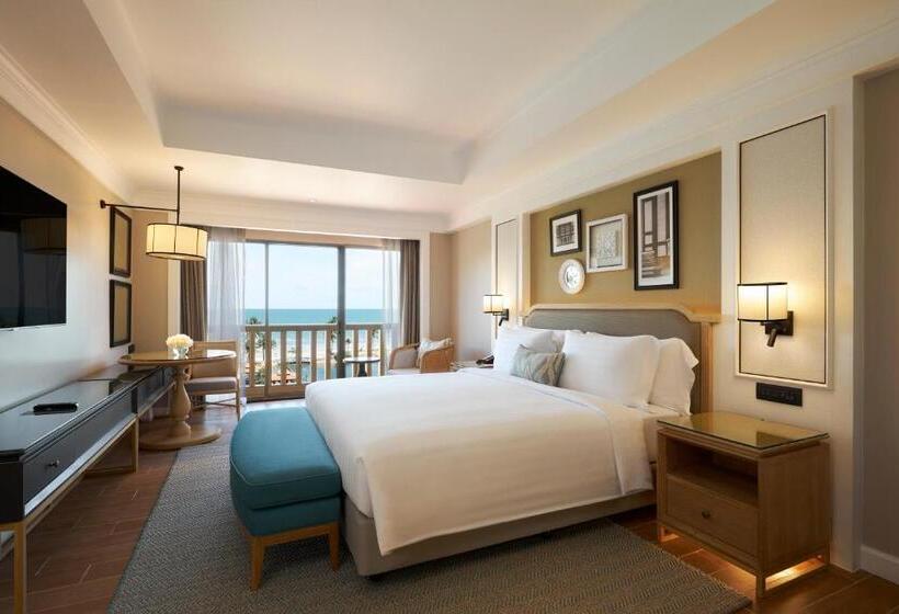 سوئیت کلاب, Dusit Thani Hua Hin
