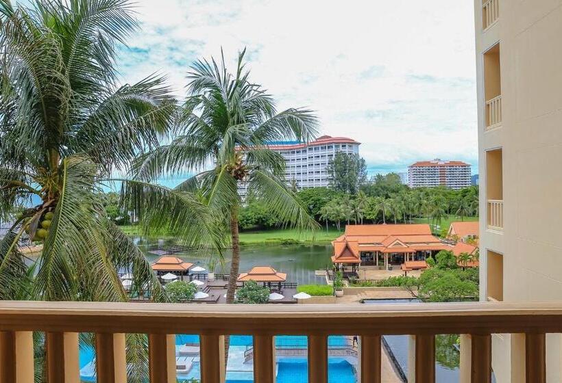 اتاق لوکس با تخت بزرگ, Dusit Thani Hua Hin