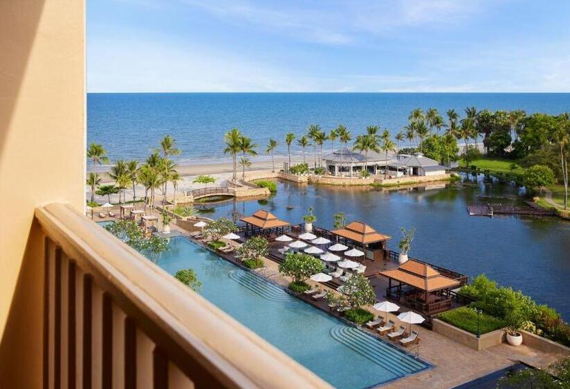 اتاق پرمیوم با چشم‌انداز دریا, Dusit Thani Hua Hin