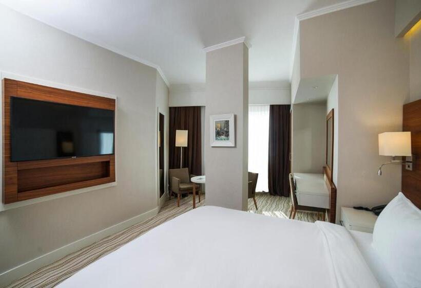 バルコニーつきオーシャンビュースーペリアルーム, Radisson Hotel President Old Town Istanbul