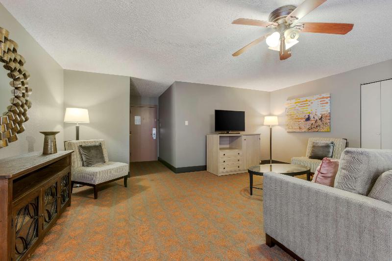 Люкс, Best Western Pecos Inn