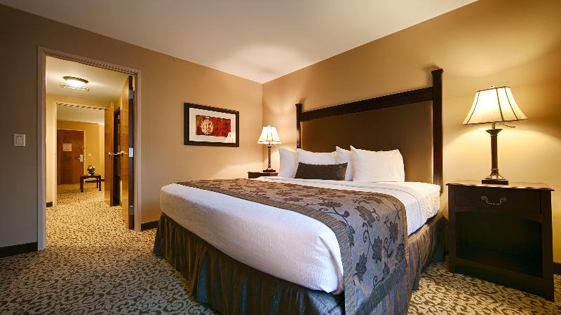 스위트 킹사이즈 침대, Best Western Plus Intercourse Village Inn