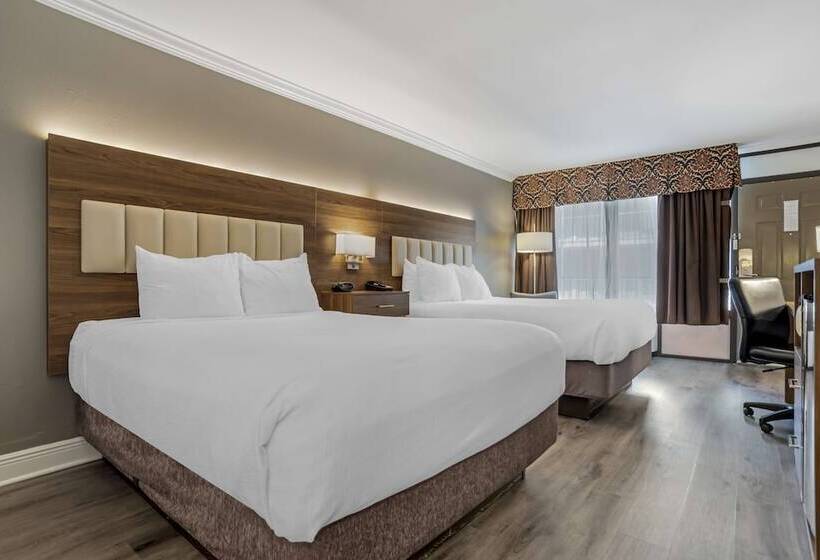 Номер Стандарт 2 Двуспальные Кровати, Best Western Plus Westbank