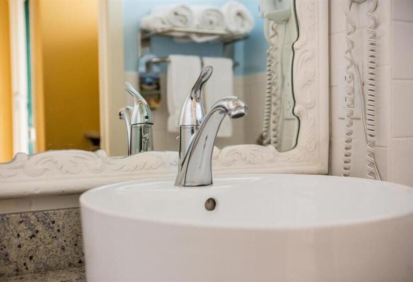 스탠다드 룸, Best Western Plus Yacht Harbor Inn