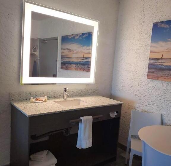 クイーンベッドのデラックスルーム, Casa Loma Panama City Beach   Beachfront