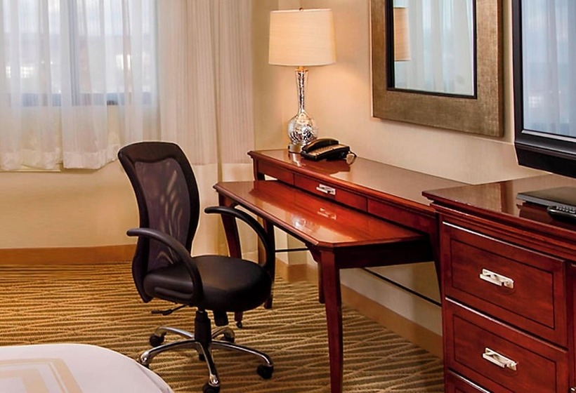 스탠다드 룸 더블 침대, Bwi Airport Marriott