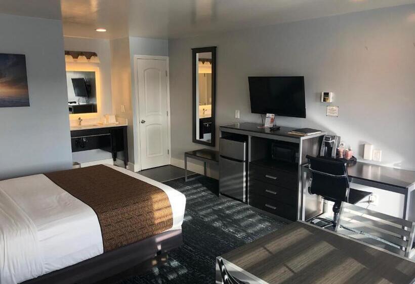 Номер Стандарт, Pacific Inn Monterey