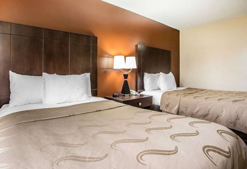 스탠다드 룸 더블 침대 2개, Quality Inn O'Hare Airport