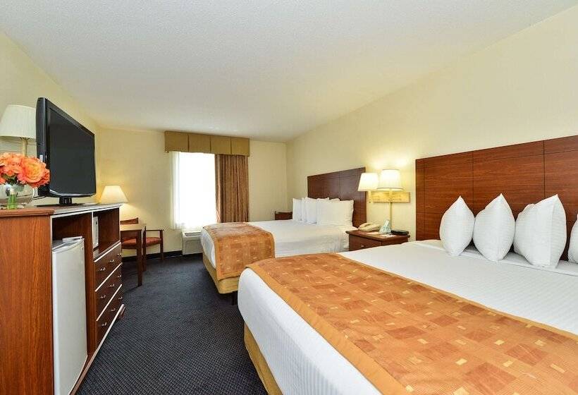 Номер Стандарт 2 Двуспальные Кровати, Deluxe Inn Wytheville