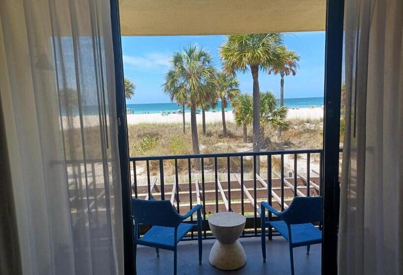 Quarto Estandar Cama King, Sirata Beach Resort