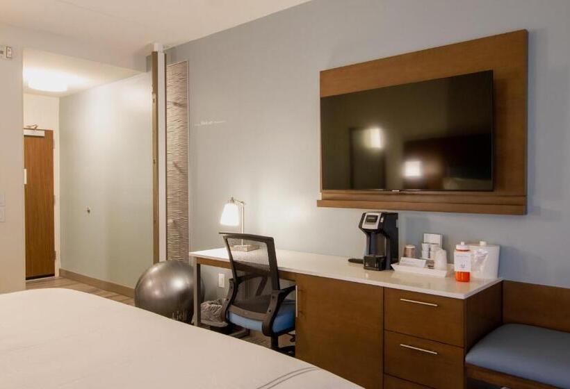 Номер Стандарт Адаптированный для Инвалидов, Even Hotel Manchester Airport, An Ihg