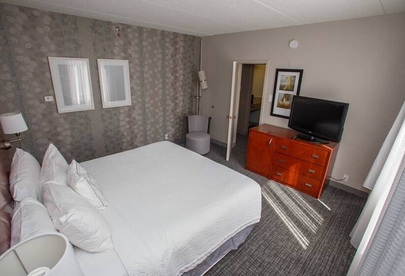 스위트, Courtyard Atlanta Northlake