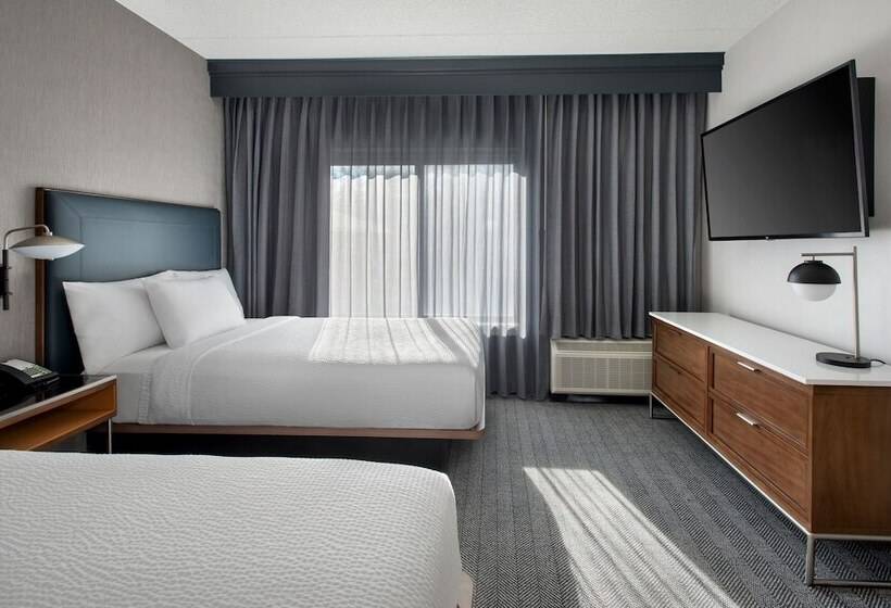 Номер Стандарт 2 Двуспальные Кровати, Courtyard By Marriott Rye
