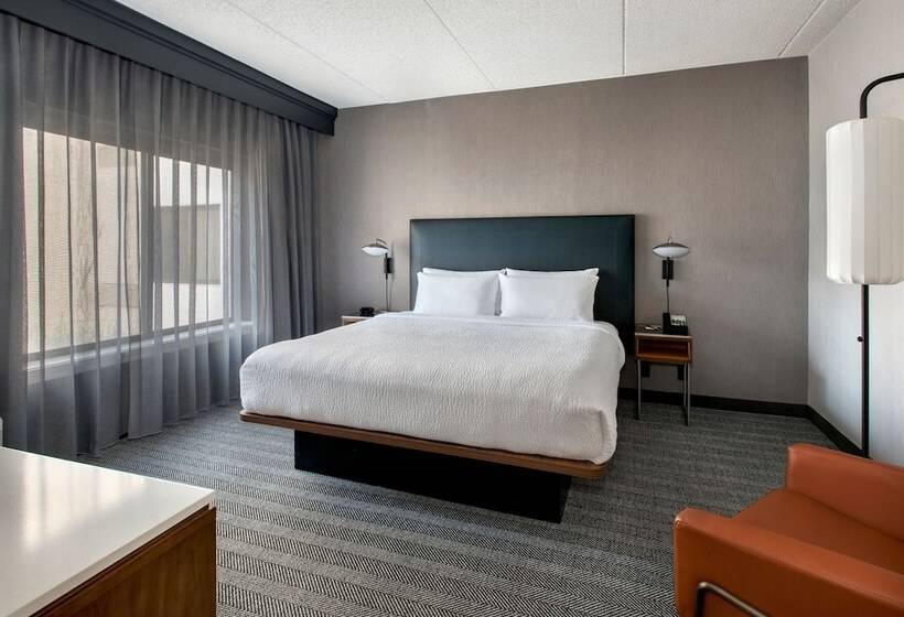 Люкс, Courtyard By Marriott Rye