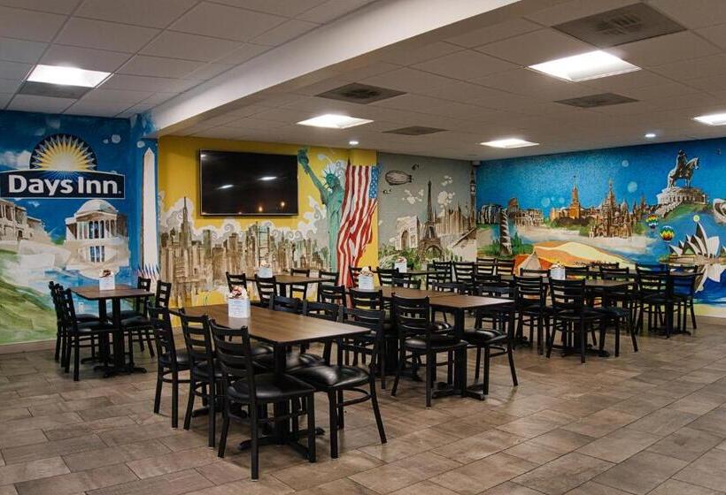 스탠다드 룸 킹사이즈 침대, Days Inn By Wyndham Westend Alexandria,va Washington Dc Area