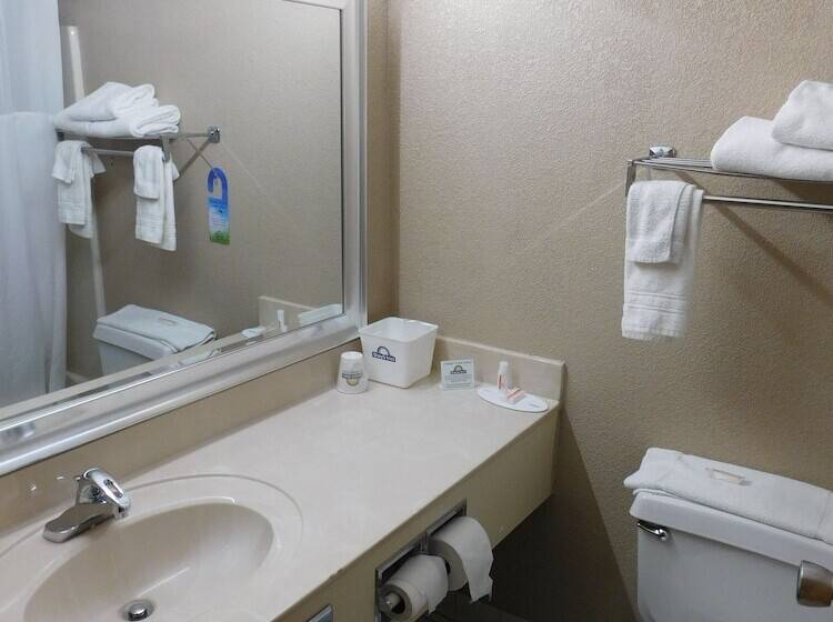 Номер Deluxe, Days Inn By Wyndham Mankato