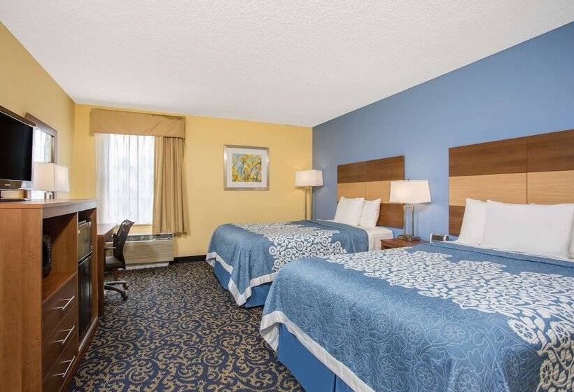 اتاق لوکس, Days Inn By Wyndham Raleighairportresearch Triangle Park