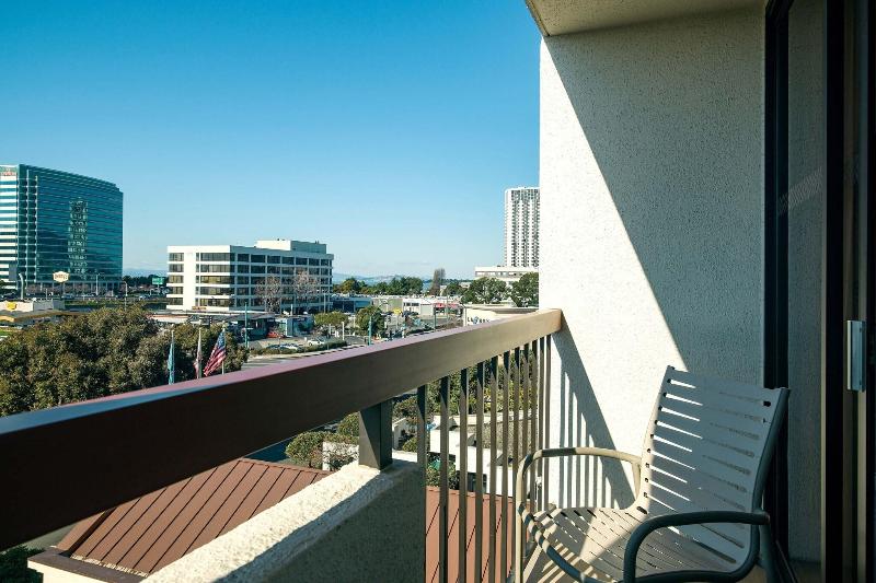 Chambre Standard Lit King Size, Four Points By Sheraton San Francisco Bay Bridge