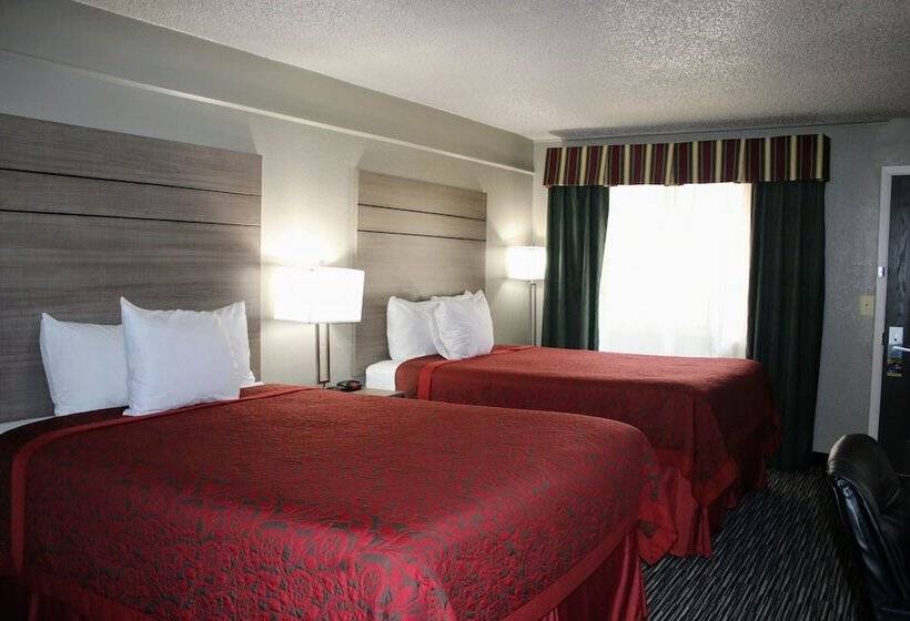 Номер Стандарт 2 Двуспальные Кровати, Days Inn By Wyndham N.w. Medical Center