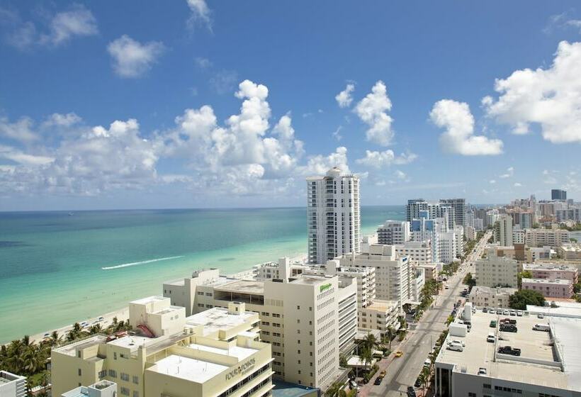 海景套房, Fontainebleau Miami Beach