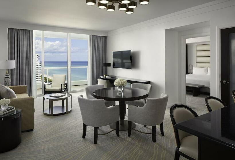 Suíte Vista Mar, Fontainebleau Miami Beach