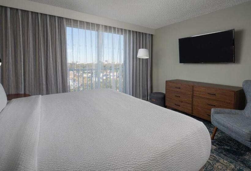 חדר דלוקס עם מיטת קינג, Four Points By Sheraton Suites Tampa Airport Westshore