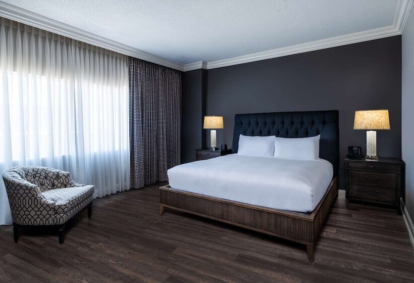 Люкс Президентский 2 Спальни, Hilton Dallas Lincoln Centre