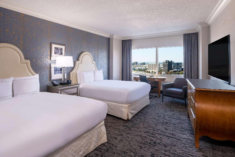 Номер Deluxe, Hilton Dallas Lincoln Centre