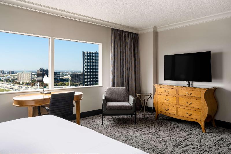 Номер Стандарт Кровать Кинг Адаптированный для Инвалидов, Hilton Dallas Lincoln Centre