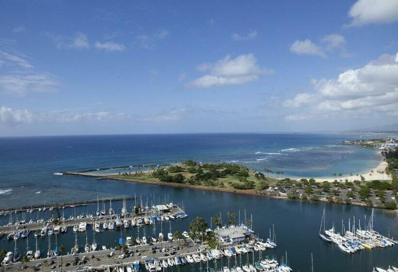 Номер Премиум, Prince Waikiki